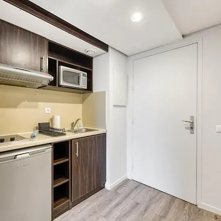 Zenbnb / Cityzen / Pied Du Tram / Frontiere Suisse Gaillard